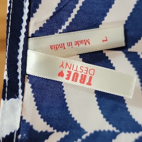 True Destiny Top - Picture 5 of 6